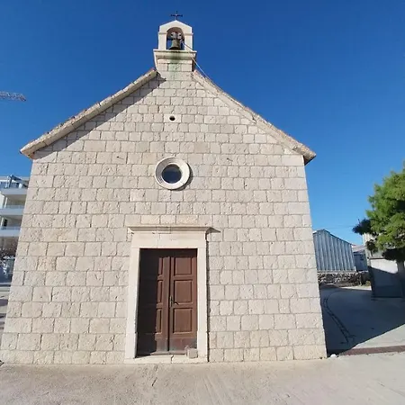 Znjanski Vidici Tonka شقة