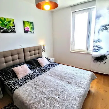 Apartment Znjanski Vidici Tonka