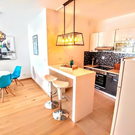 Znjanski Vidici Tonka Apartamento *